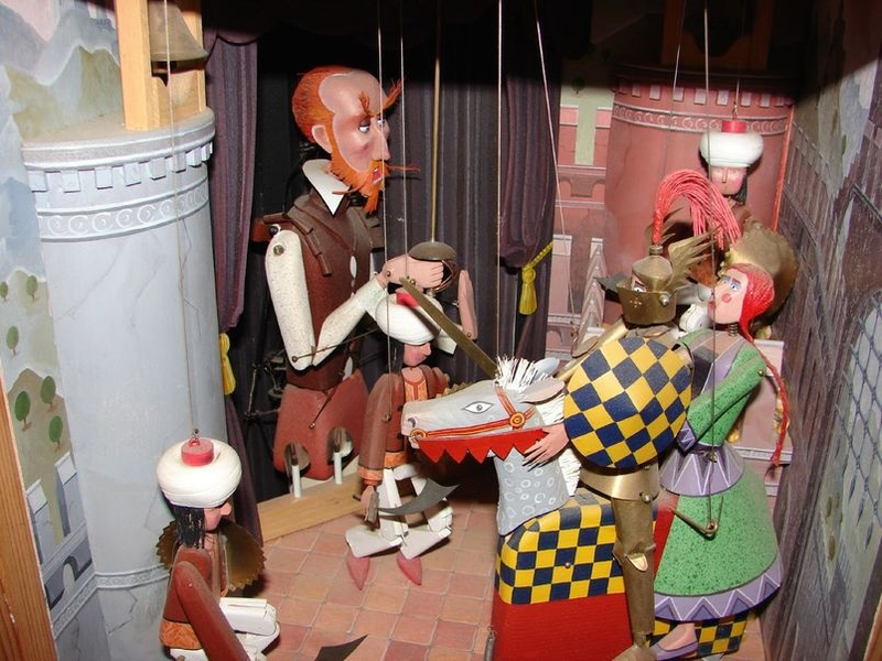 Illustration for article titled The Many Automata of Richard Garriott
